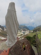 60 Alla bella bianca Madonnina con vista sul Lago di Pietra Quadra 